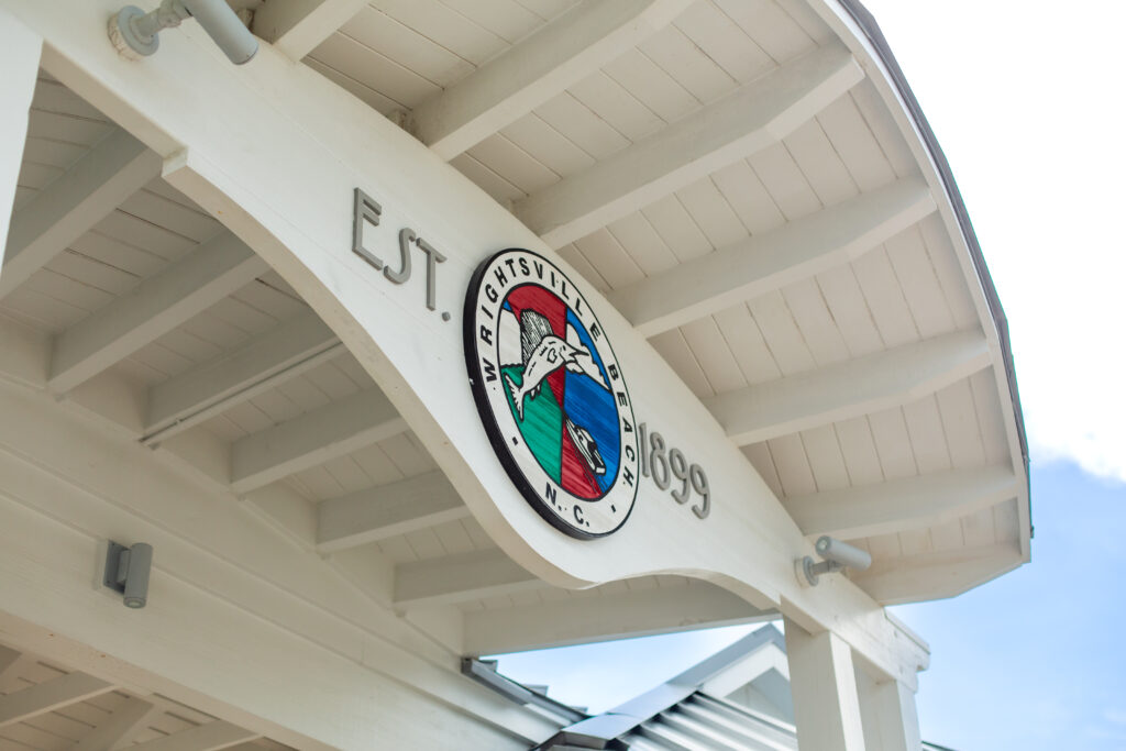 Entryway displaying Wrightsville Beach logo