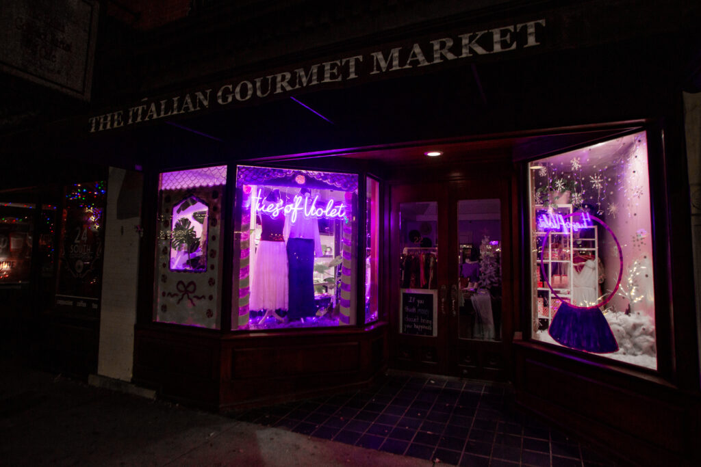 Exterior of Hues of Violet, Downtown Spirit Runner-Up in Wilmington's Battle of the Bulbs