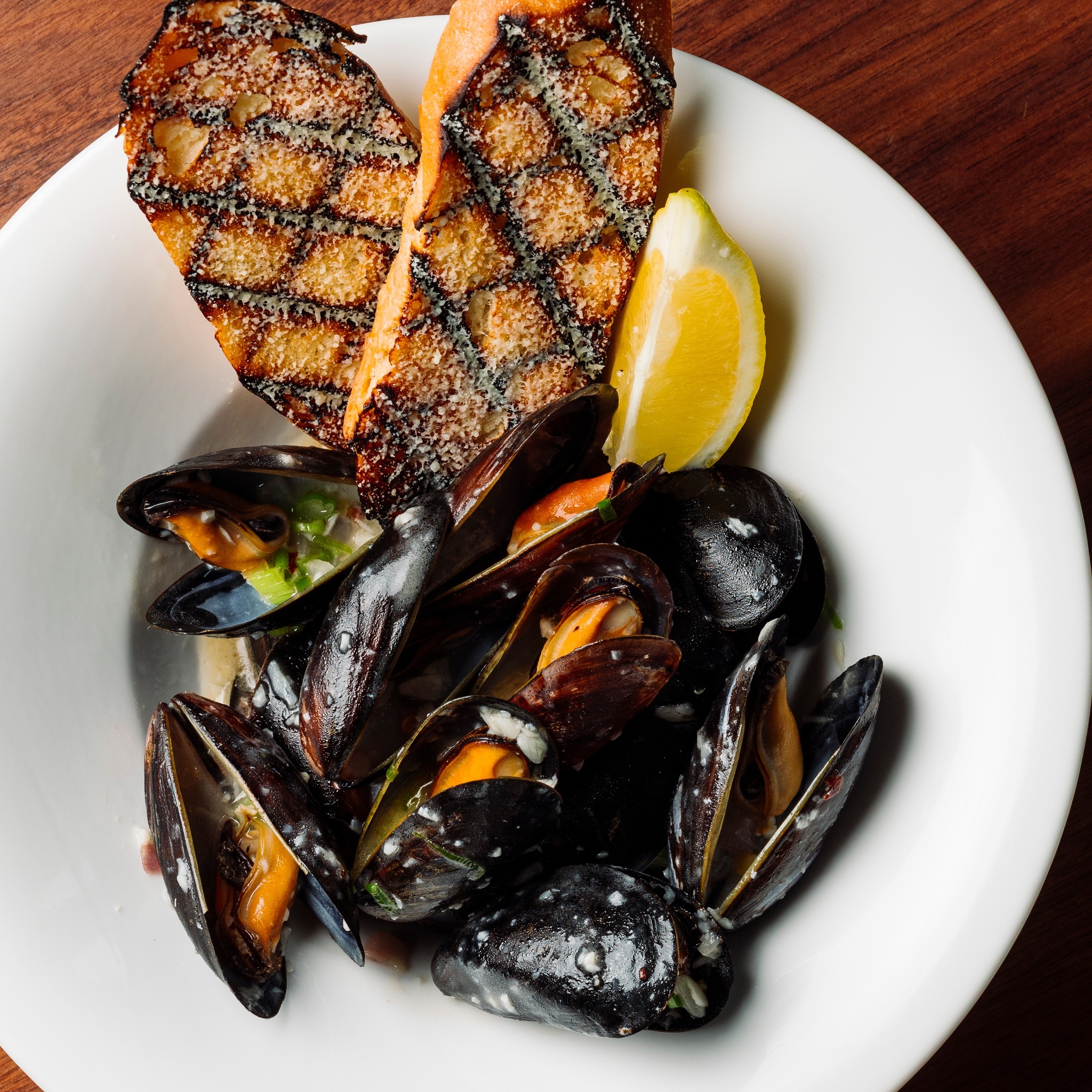 Steamed mussels for date night in every Wilmington neighborhood this Valentine's Day
